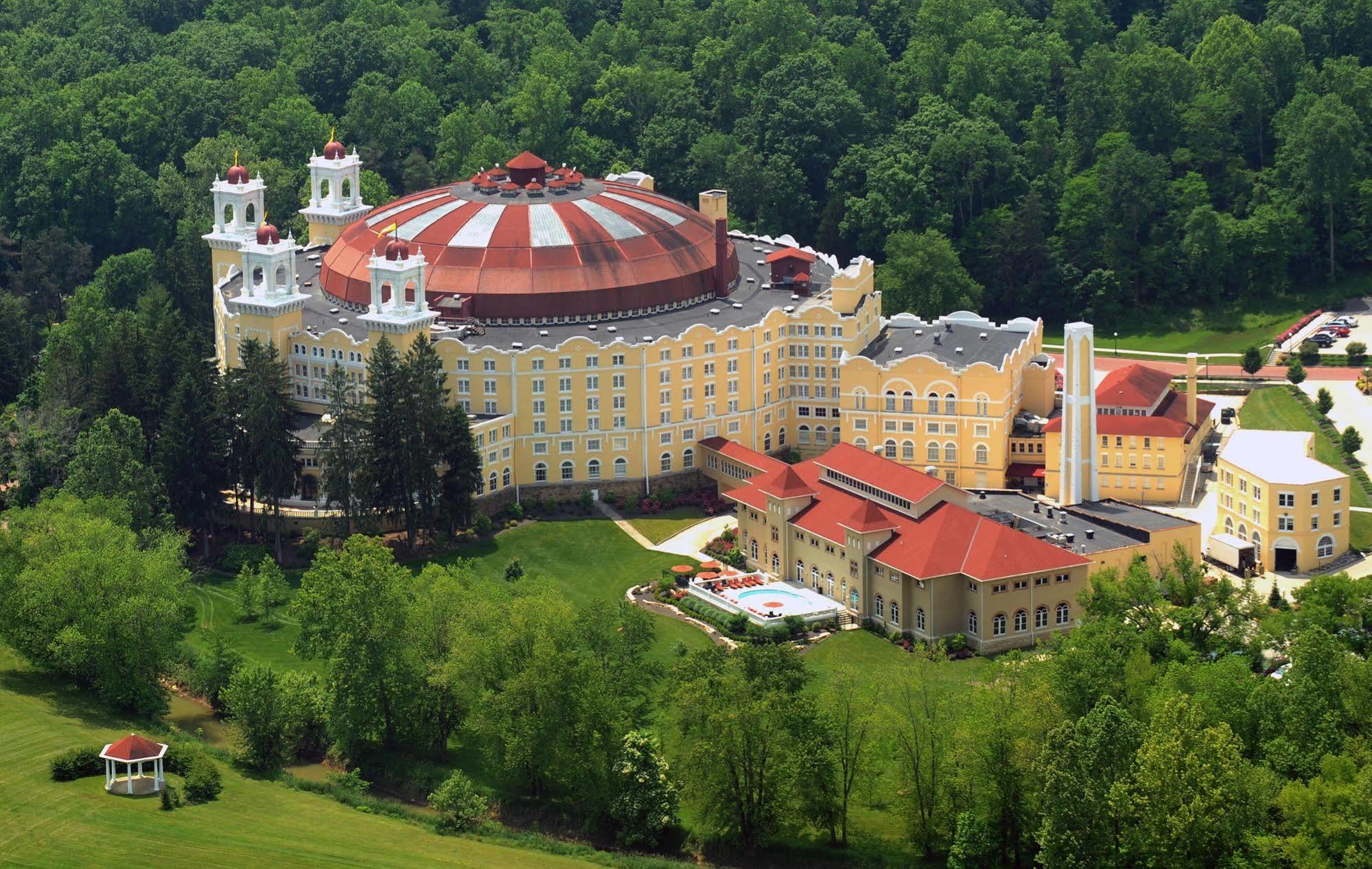West Baden Springs Hotel فرنتش ليك المظهر الخارجي الصورة